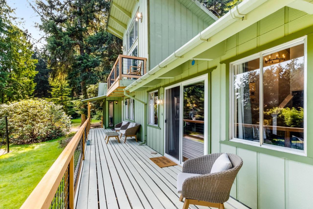 Tall Cedars Cabin By The Water Eastsound المظهر الخارجي الصورة