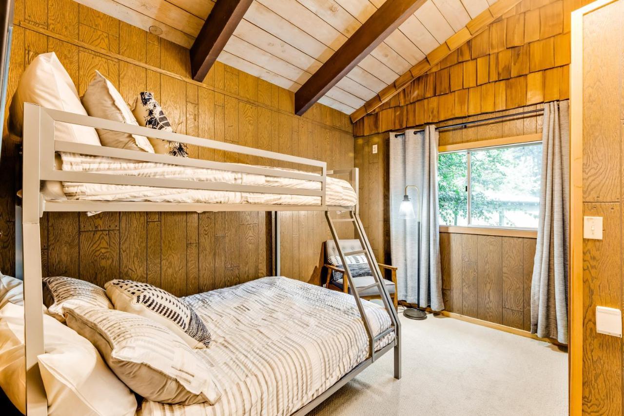 Tall Cedars Cabin By The Water Eastsound المظهر الخارجي الصورة