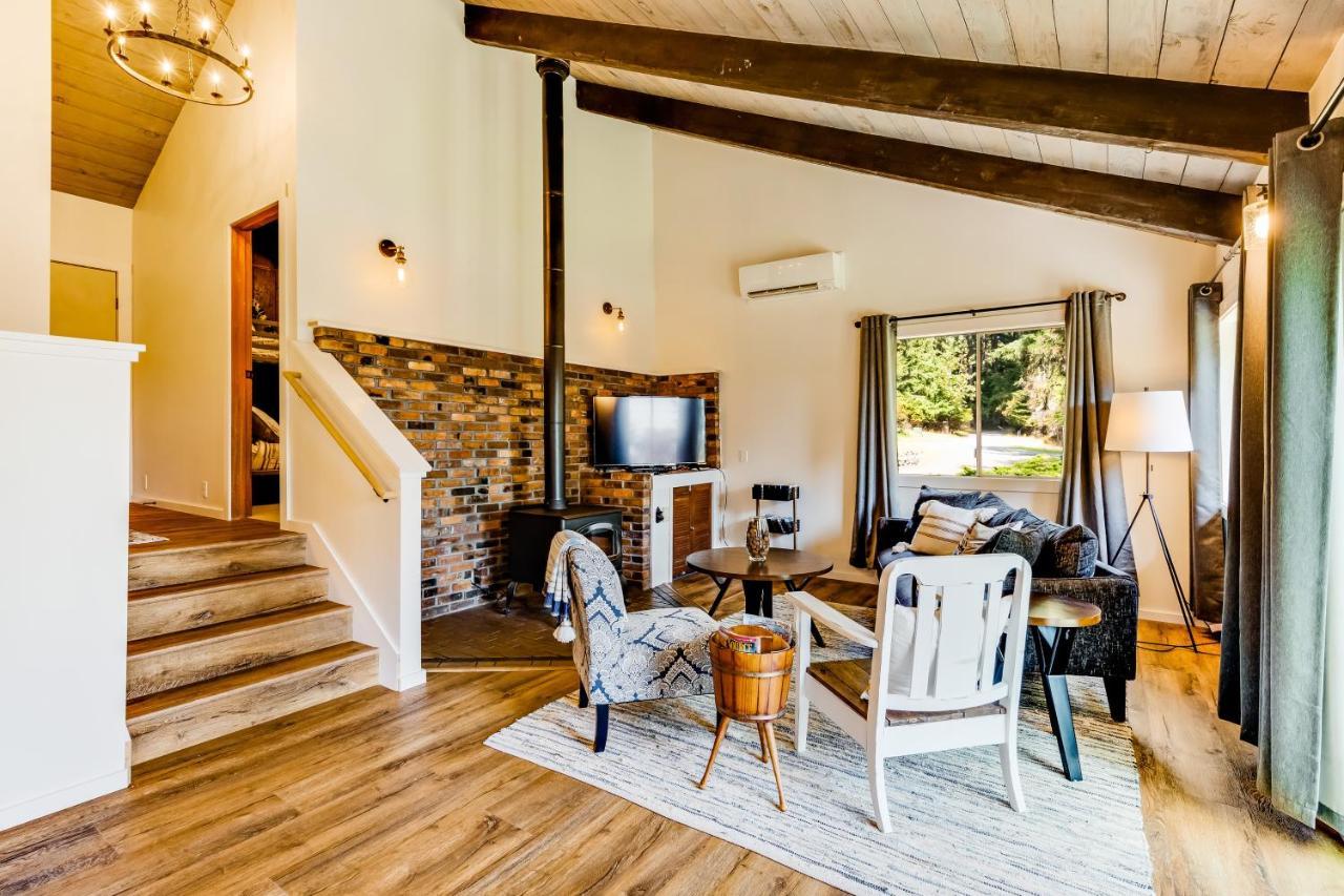 Tall Cedars Cabin By The Water Eastsound المظهر الخارجي الصورة